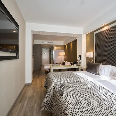 Catalonia Square 4* Sup-3